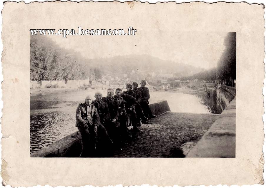 BESANÇON - Soldats allemands au quai Veil-Picard